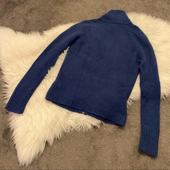 Navy zip-up cable-knit cardigan sweater - Picture 2 of 6